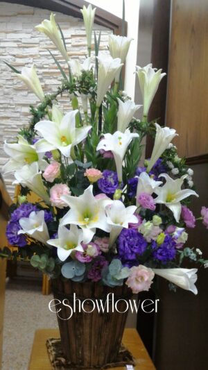 編號:C0012----百合盆花(盆器不同)